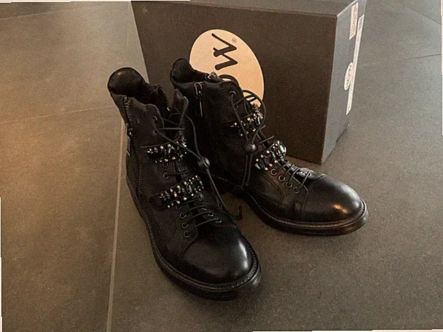 Lederbootie mit Glitzer schwarz Gr. 39