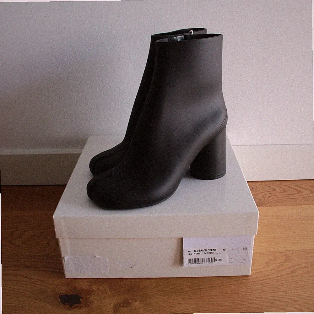 Maison Margiela Tabi Stiefeletten Schwarz 38 EU S38WU0378 P4365 T8013