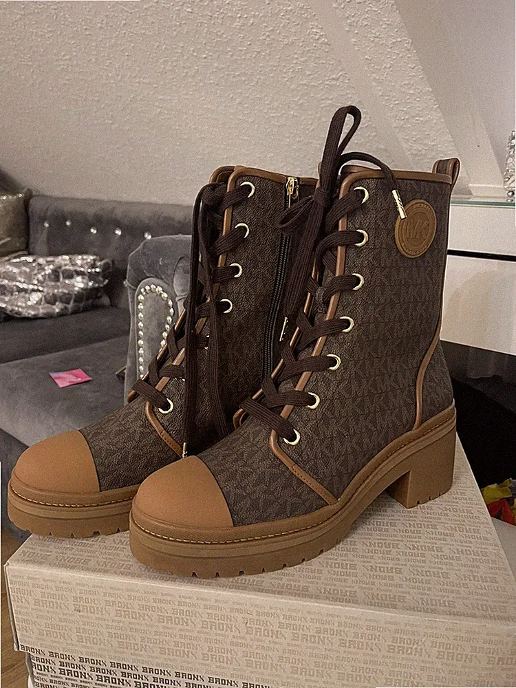 Michael Kors Corey Bootie Schuhe Stiefeletten Gr. 39,5 9M Neu