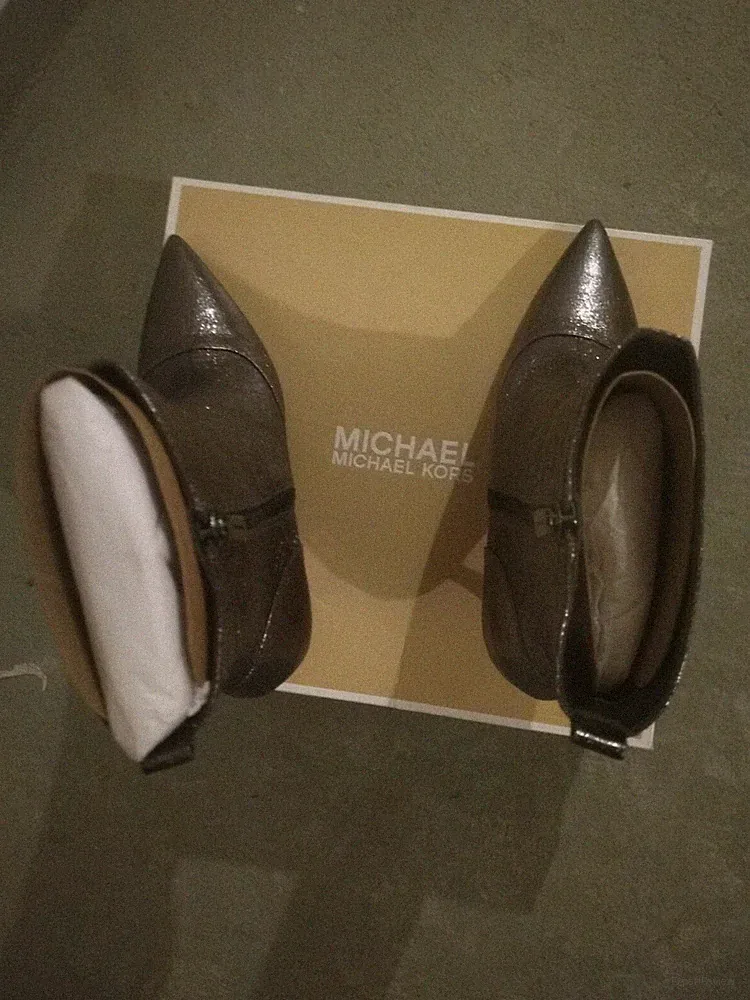 Michael Kors Metallic Stiefeletten 10