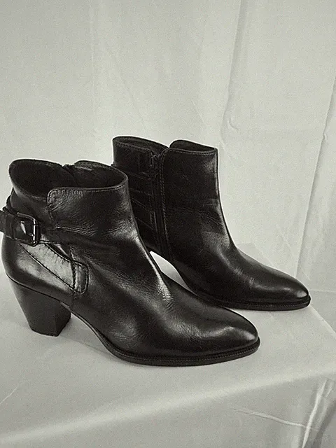 MINELLI Stiefeletten/Stiefel weiches Glattleder schwarz Größe 39 sehr guter Zustand