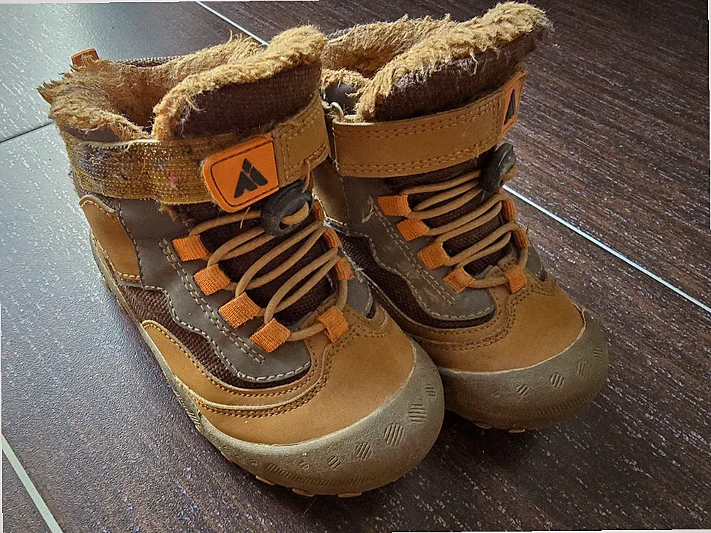 Mishansha Winterschuhe Gr. 27 Kinder