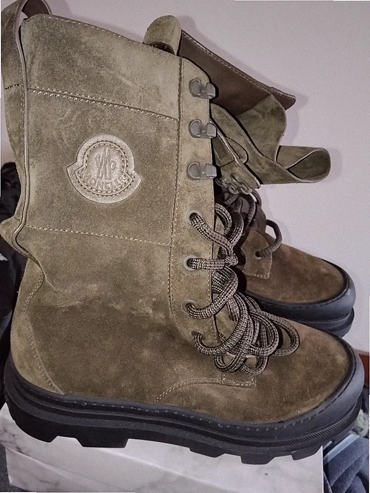 MONCLER VERA HIGH DAMEN SCHNÜRSTIEFEL WILDLEDER OLIVGRÜN