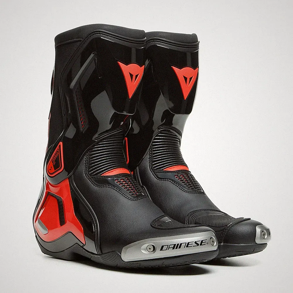 Motorrad Stiefel Dainese Torque 3 Out Farbe: Schwarz/Neonrot Gr: 44
