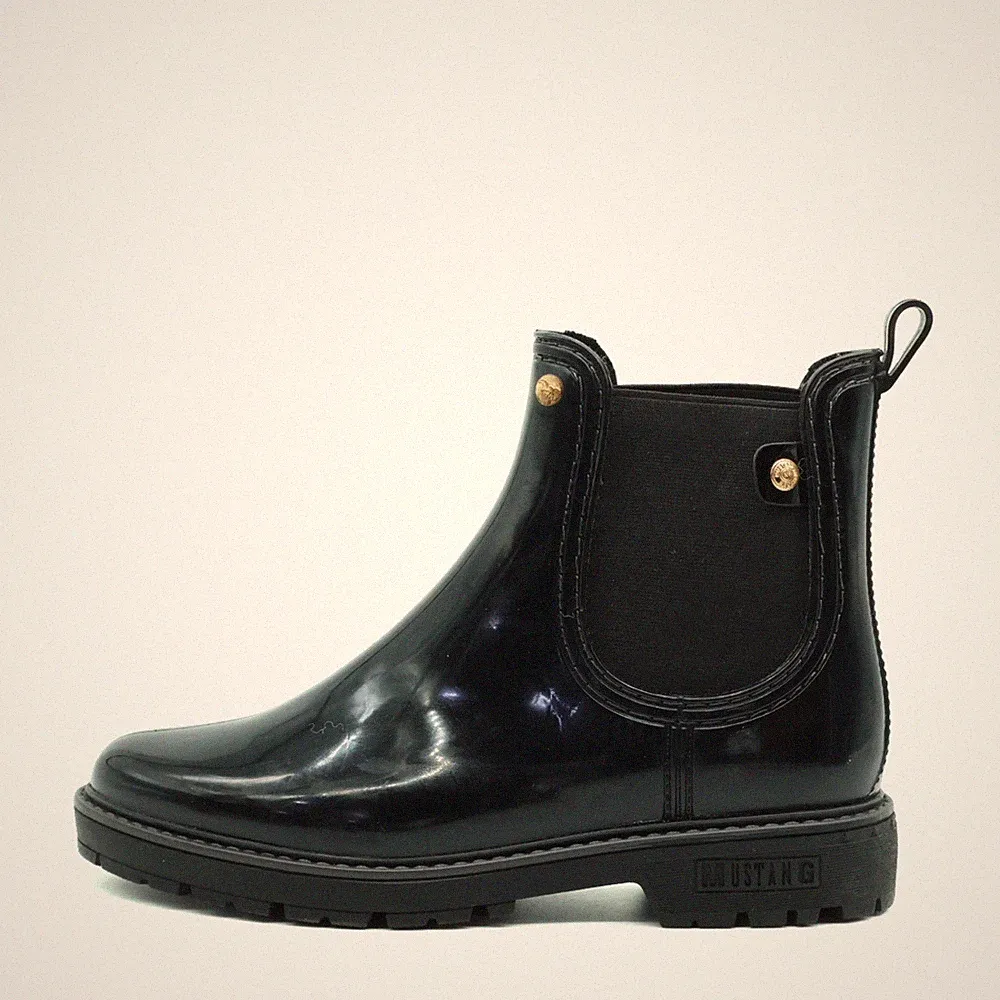 Mustang Damen Chelsea Waterproof Boot Stiefeletten Profilsohle Boots EU 37