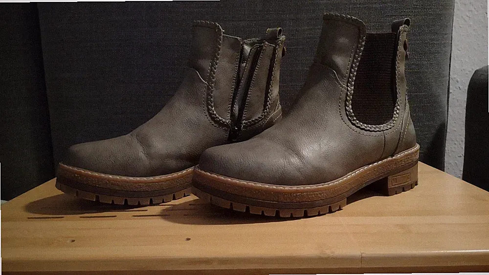 Mustang Damen Schuhe 42 gebraucht (Kunstleder, Waldgrün mit warmer Fütterung)