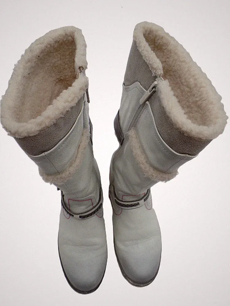 MUSTANG helle Damen Stiefel Gr. 41 - hell grau/beige - Kunstleder ( vegan )