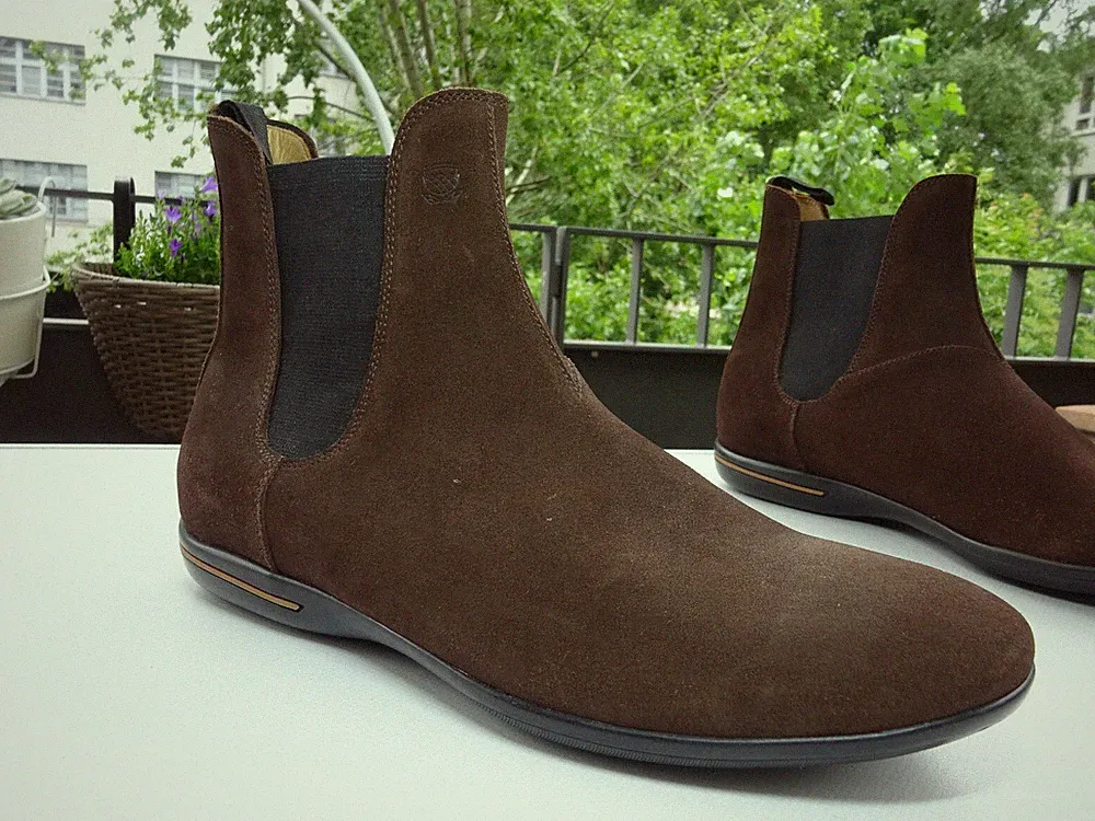 NAVYBOOT Damen Schuhe Chelsea Stiefel Wildleder Gummizug Switzerland Gr.41 Neuw