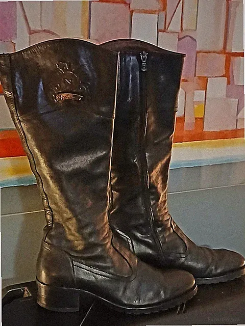 Nero Giardini, kniehohe Stiefelette aus schwarzem Leder: Gr. 37, niedriger Absatz.