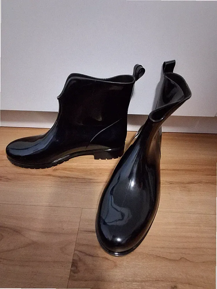 Neu Damen Gummistiefel Farbe Schwarz.Made In Italy.gr.42. (Weite W.)