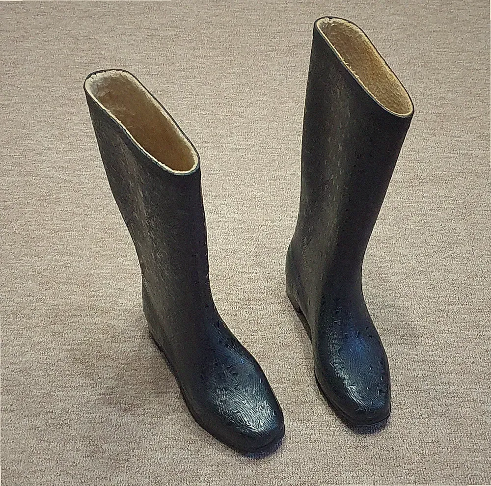 NEU Gummistiefel mit Futterung, Größe 35, unisex Stiefel, schwarz, wasserdicht