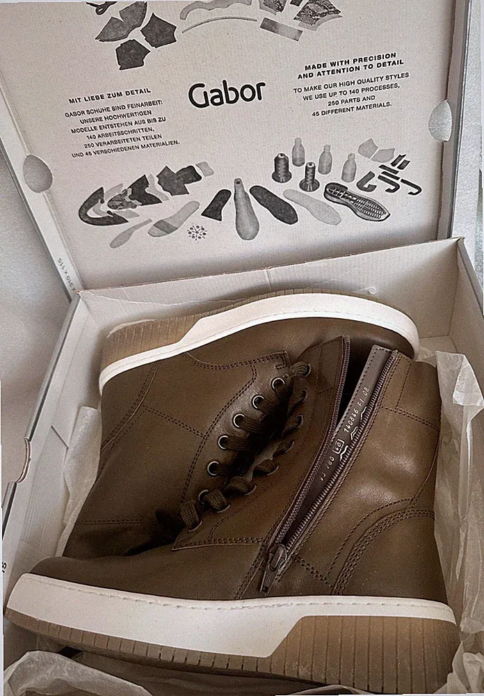 NEU SCHÖNE Boots Stiefeletten GABOR Gr.40 Leder Army-Grün Gefüttert
