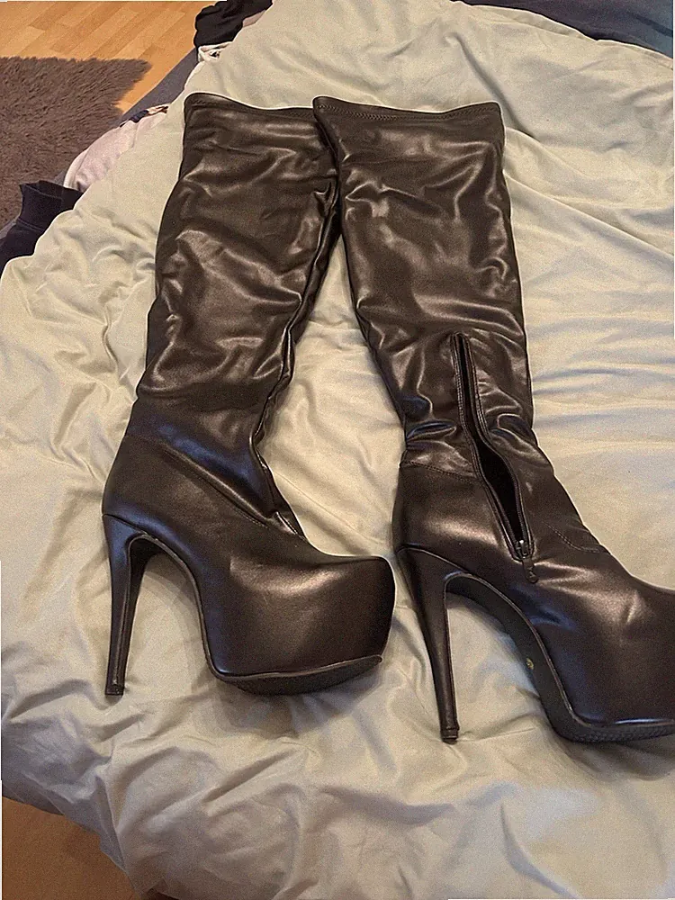 Wolle Over-Knee