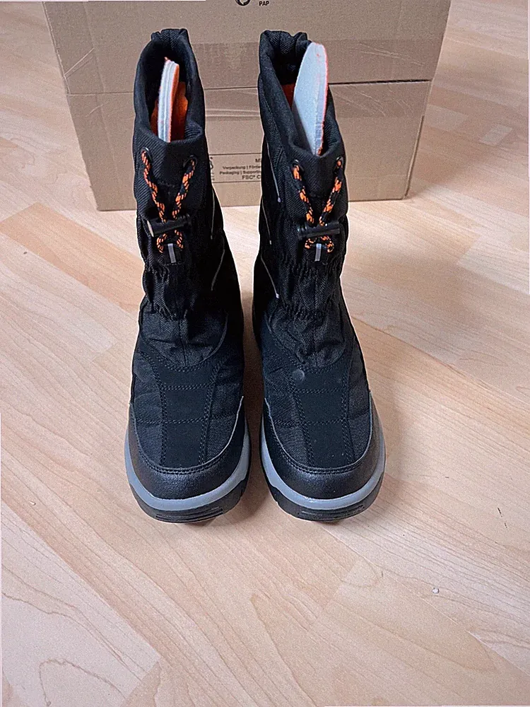 NEXT Jungen Schneestiefel Gr. 35,5 Schwarz / Orange NEU mit Etikett ohne Karton