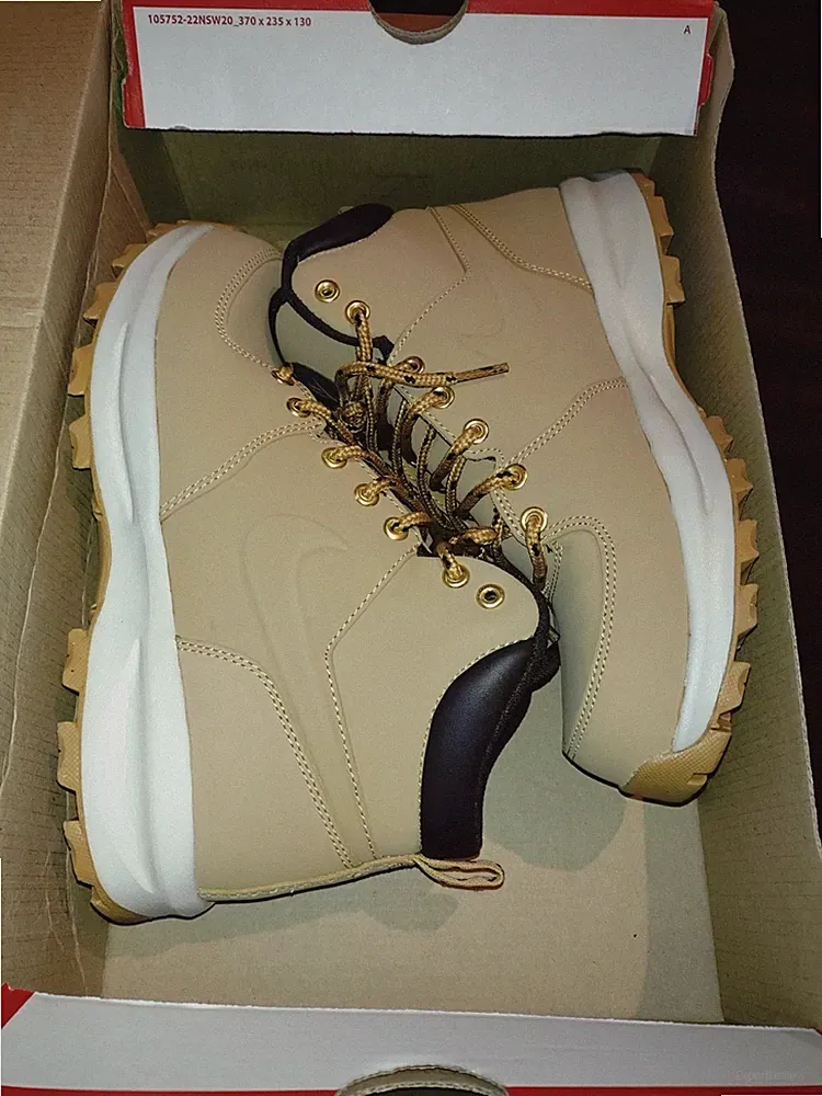 Nike Manoa Leather - Herren Outdoor Schuhe Stiefel Leder Beige Größe 41 NEU