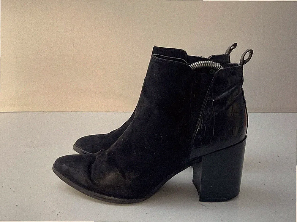 Office London Damen Stiefel schwarz Wildleder/Krokoleder Blockabsatz UK 7 EUR 40 -A92
