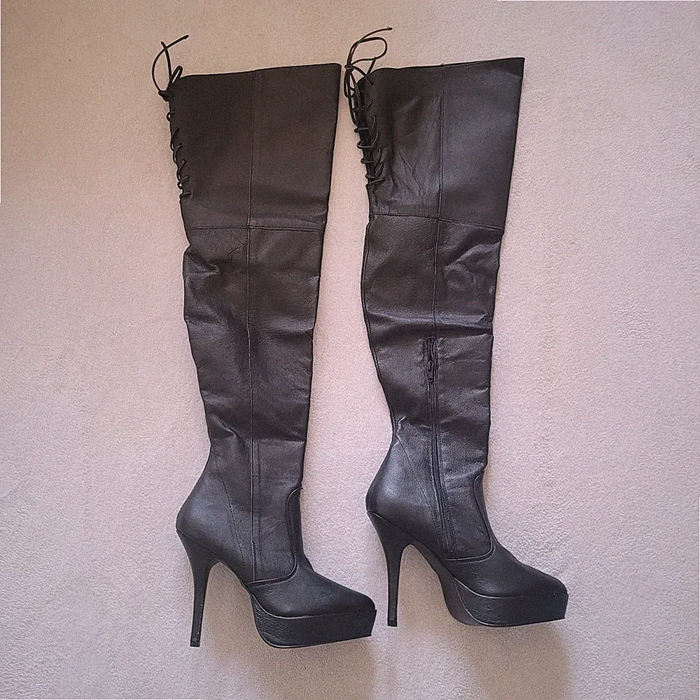 Overknee Stiefel INDULGE-3011 - Leder Schwarz | Devious Plateau High Heels Gr 39