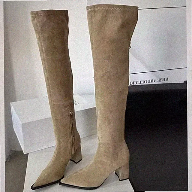 Overknee Stiefel Weitabsatz Spitze Beige Mode CF0314