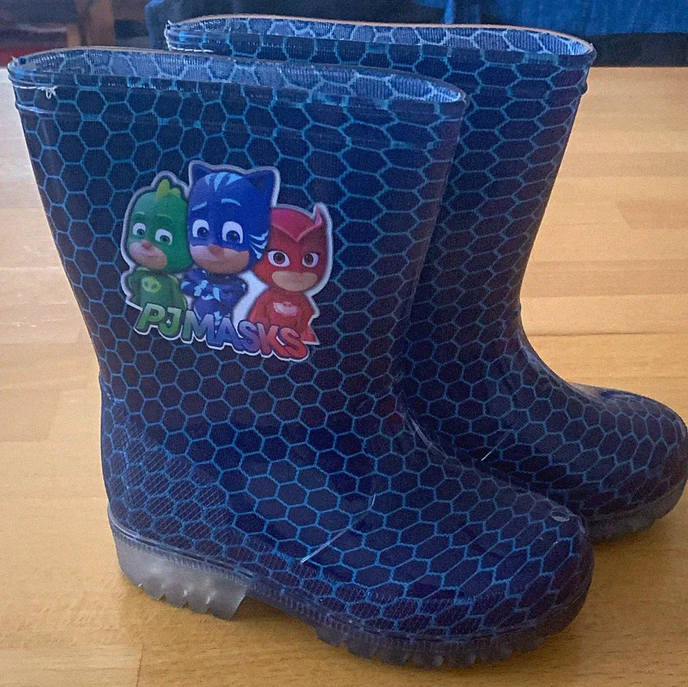 PJ Masks Kinder Gummistiefel Blau EU 24 Anti-Rutsch mit Licht