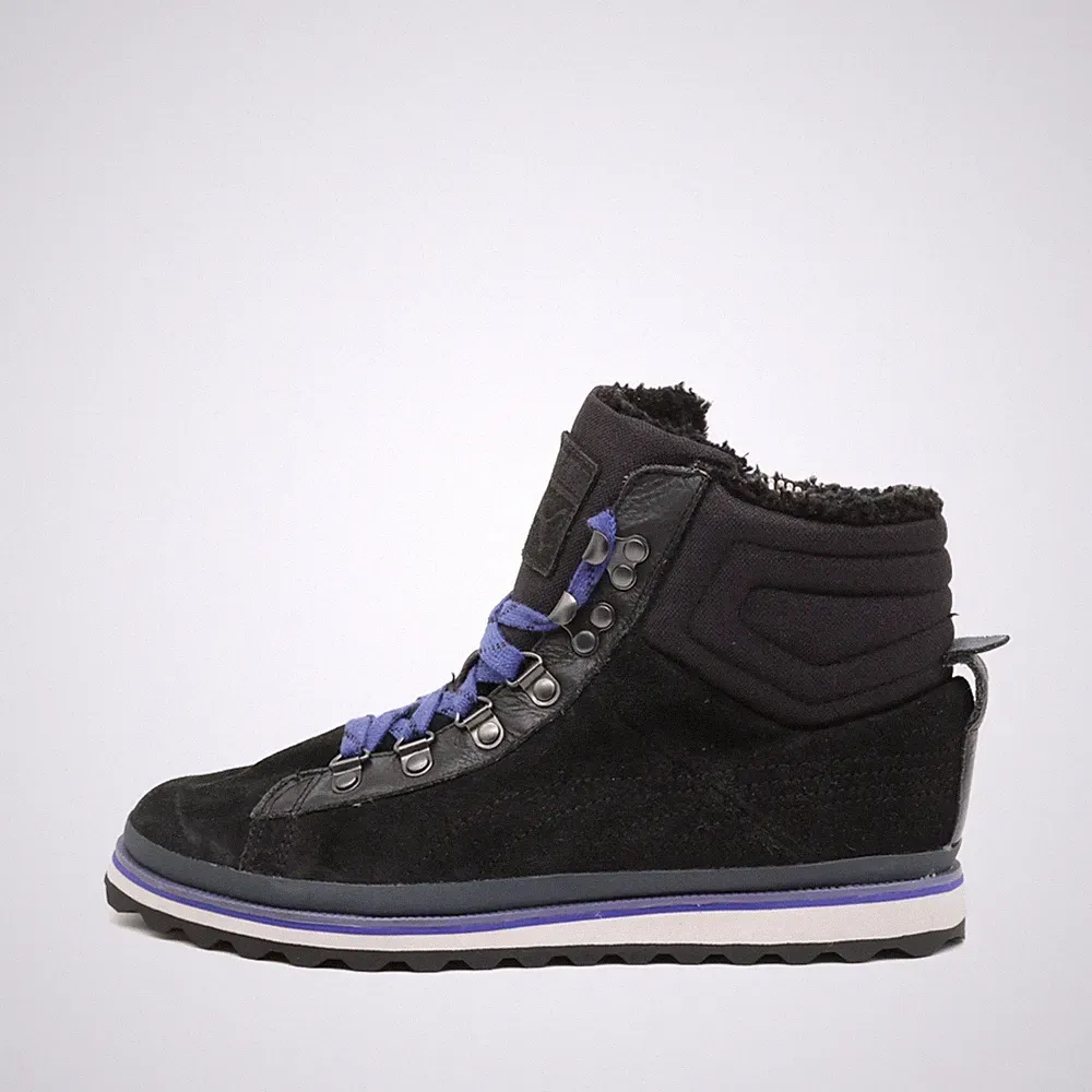 PUMA Damen Wanderstiefel Stiefel Schwarz/Blau/Lila Sohle Outdoor EU 38,5