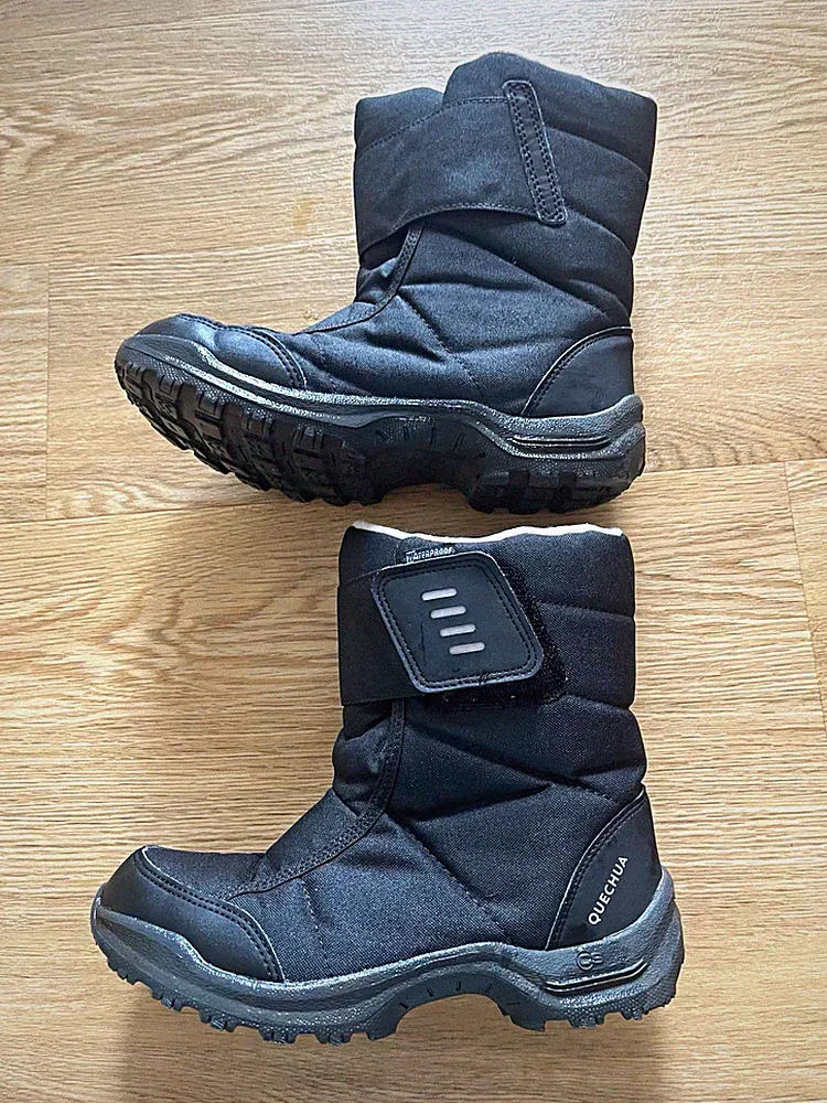 Quechua Damen Winterstiefel wasserdicht Klettverschluss schwarz wadenlang