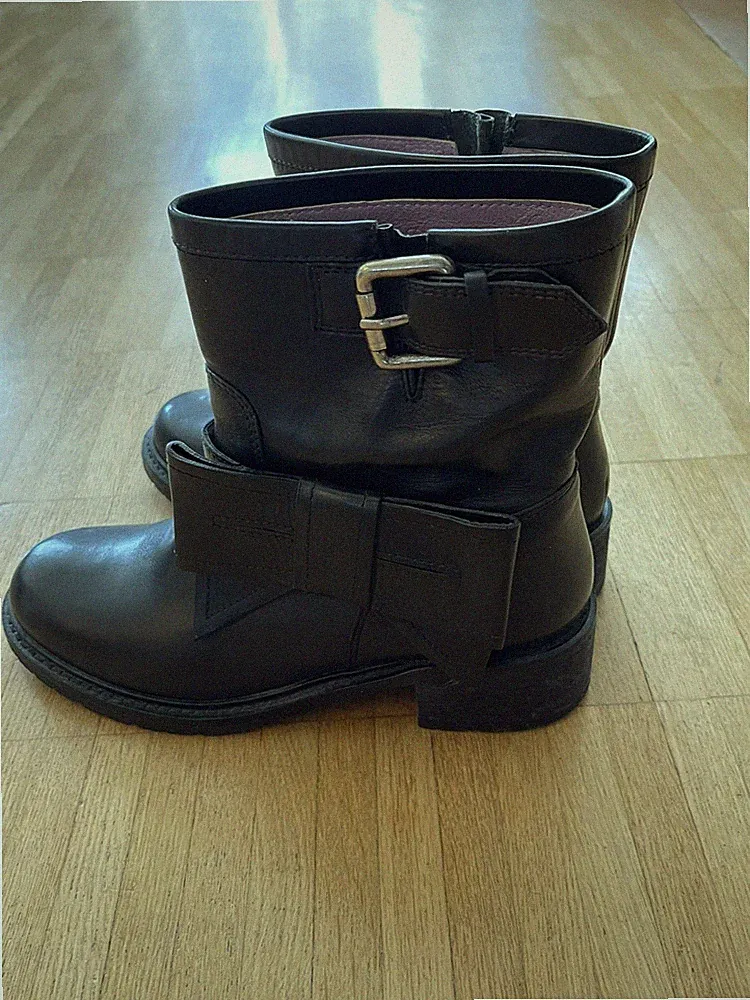 RED Valentino Biker Stiefel 36 schwarz Leder Schleife Boots wie neu Combat