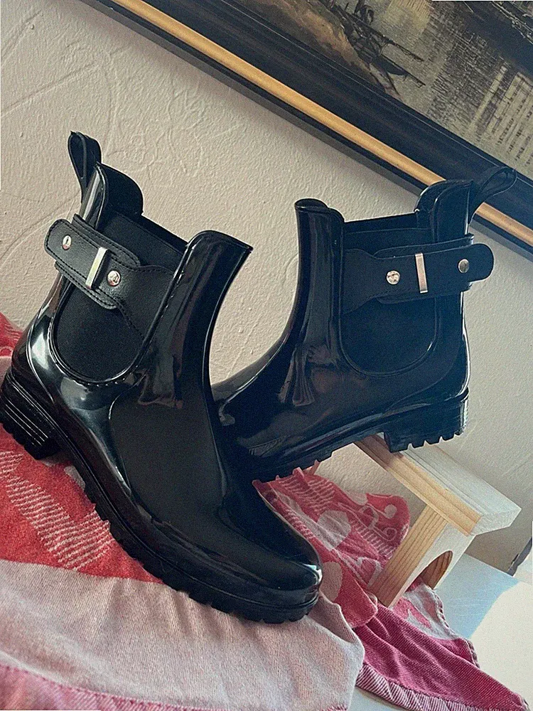 Regenstiefel Gummistiefel für Festival glänzend Damen Stiefeletten Gummi Gr. 37
