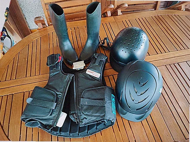 REITSET HELM WESTE STIEFEL DECATHLON TOP