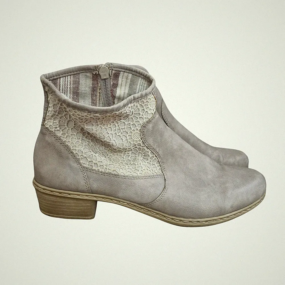 ⭐ RIEKER Damen Stiefeletten Gr. 41 – wie NEU – Beige/Creme mit Spitze