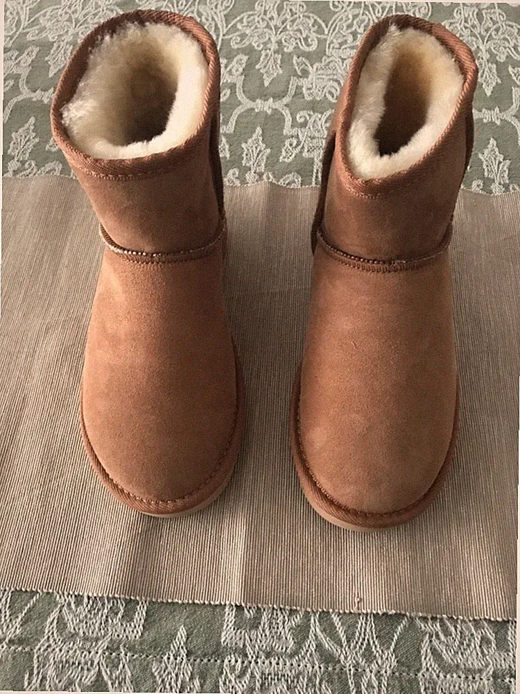 RIP CURL DAMEN STIEFELETTEN GR. 38 italienisch FARBE BEIGE aus Australian Sheepskin