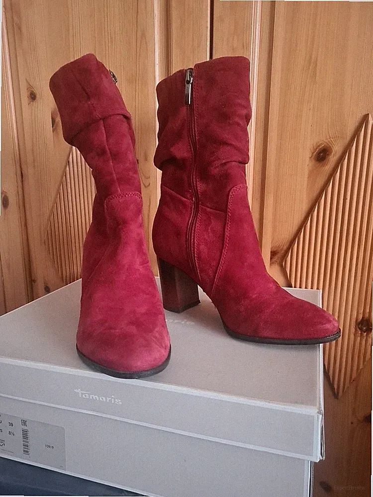 Rote Halbstiefel Leder von Tamaris in Gr. 39 neuwertig im Originalkarton