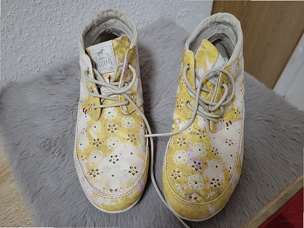 schicke Mustang kurze Stiefeletten Schuhe Gr.39 gelb-beige