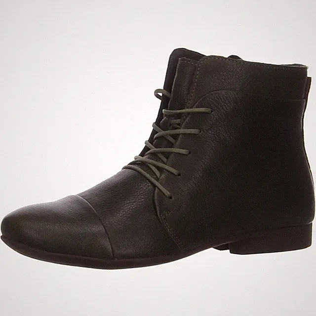 Schnürstiefel Kaltfutter von Think in Grün