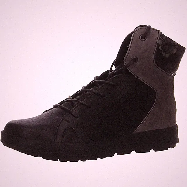 Schnürstiefel Kaltfutter von Think in Schwarz