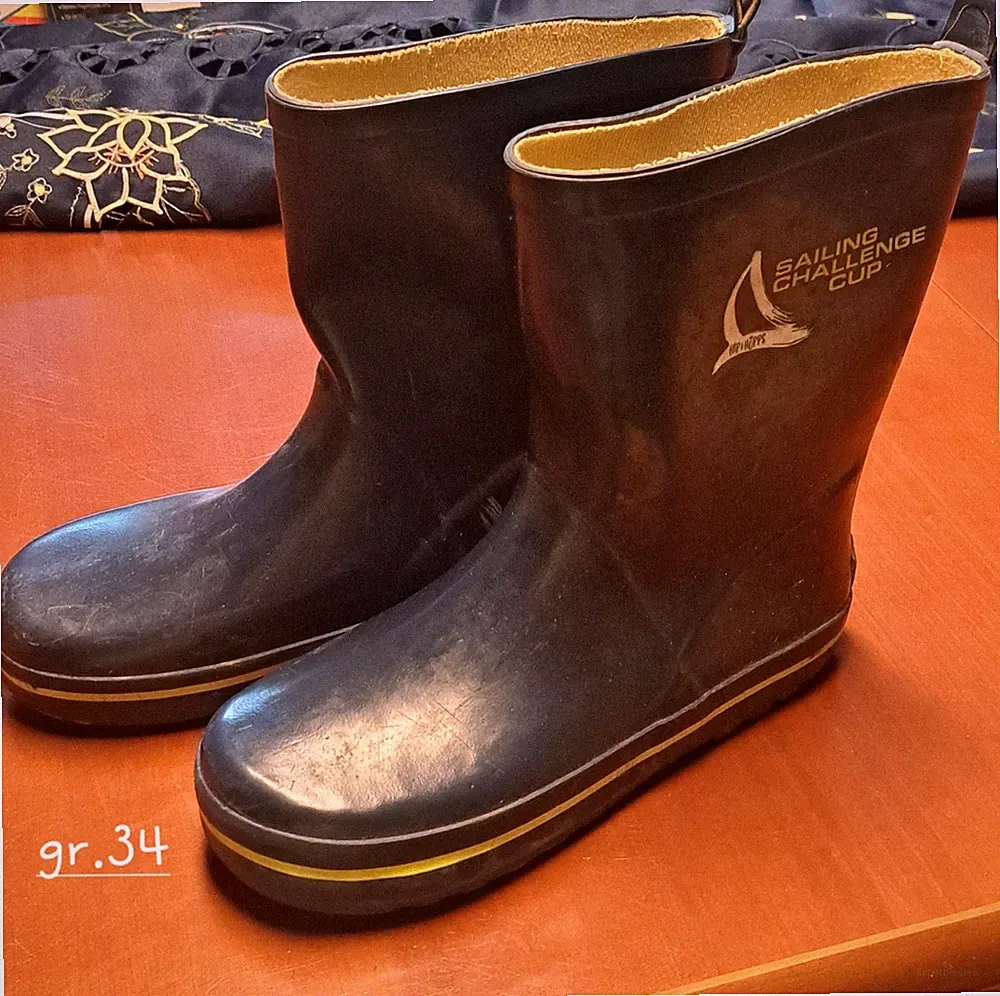 Schöne Blaue Gummistiefel Gr. 34