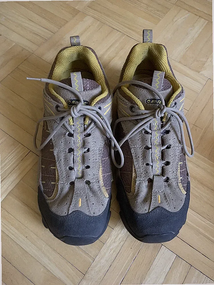 Schuhe Halbschuhe Sportschuhe Outdoorschuhe Boots Gr. 40 Damen