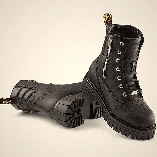 Spitze Form Bootie