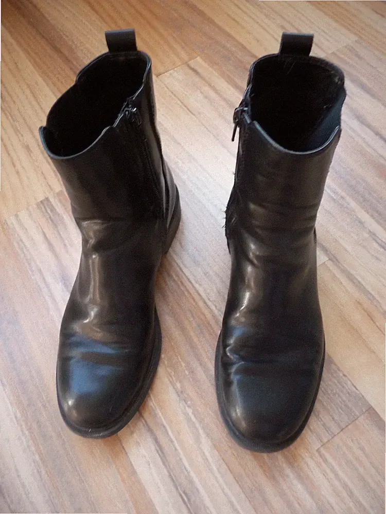 Schwarz Damen Stiefel Stiefelette Boots Gr. 38 veganes Leder Graceland