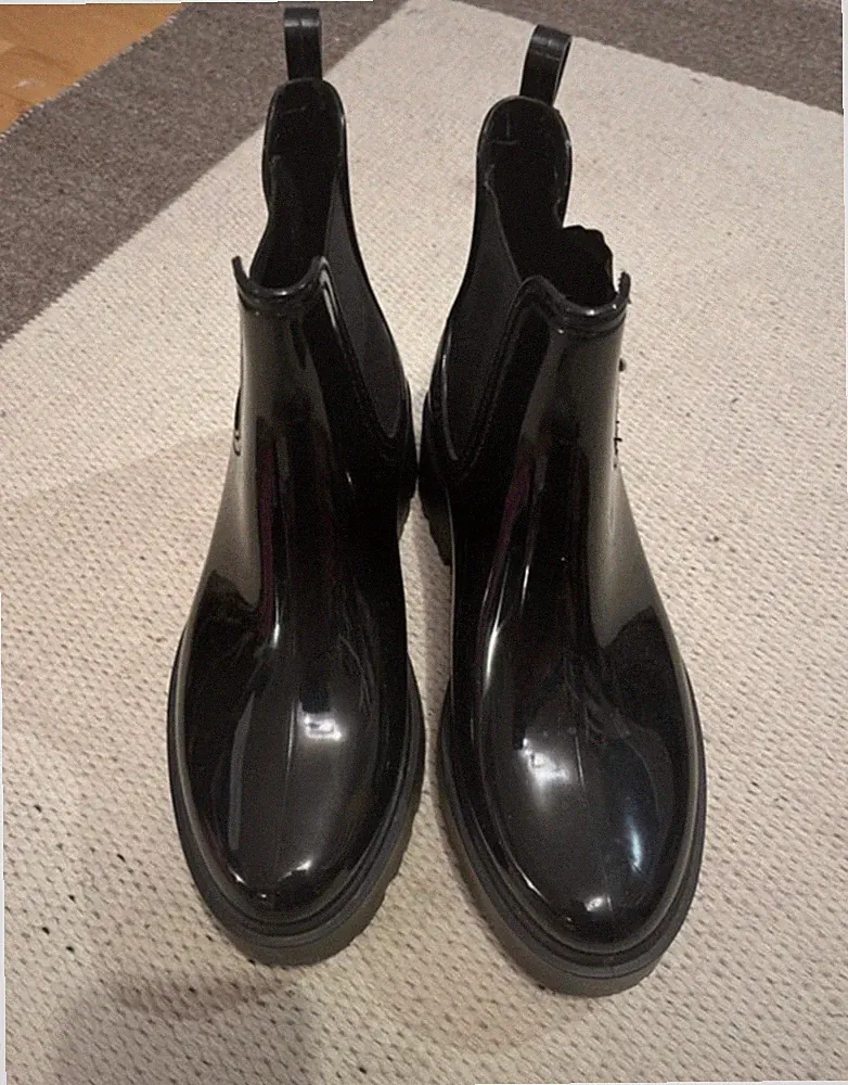 Schwarze Chelsea Boots / Gummistiefel – Gr. 41 – Wie neu (1x getragen)