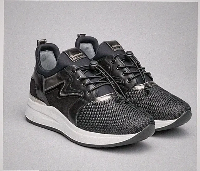 SCHWARZE GÄRTEN DAMENSCHUHE Sneaker Art. I013181D/110 Hirsch. AI20/21 31% RABATT