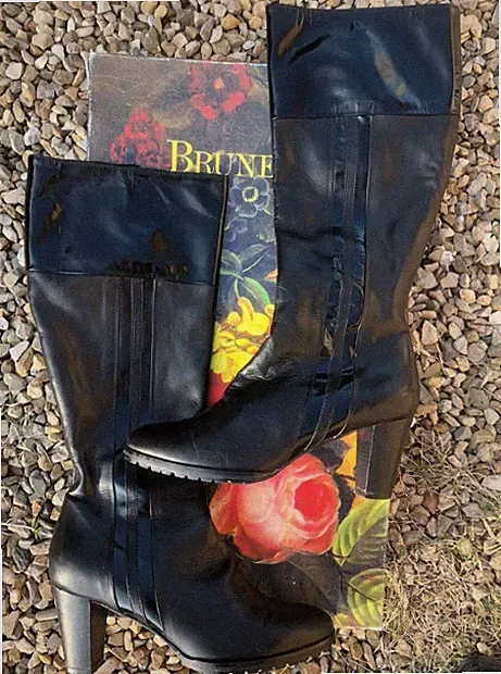 Schwarze Stiefel, Nappaleder mit schwarzem Lacksprung, Absatz 7,5 cm, Größe 38