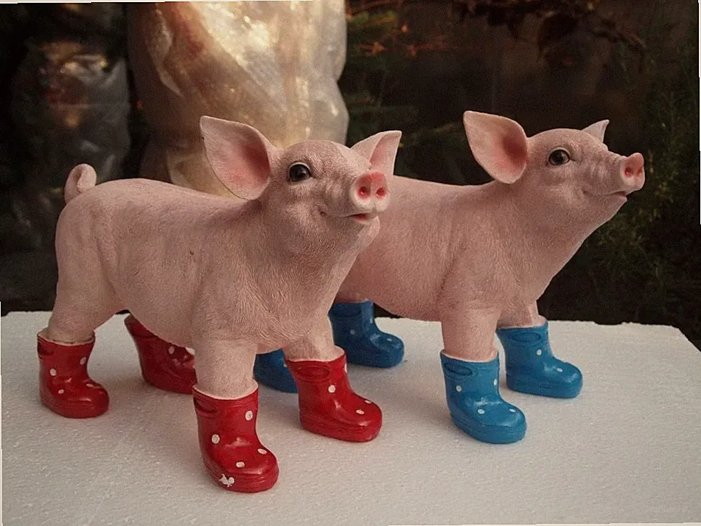Schwein bunt witzig Deko Figur Gummistiefel wetterfest Garten Dekoration Neu