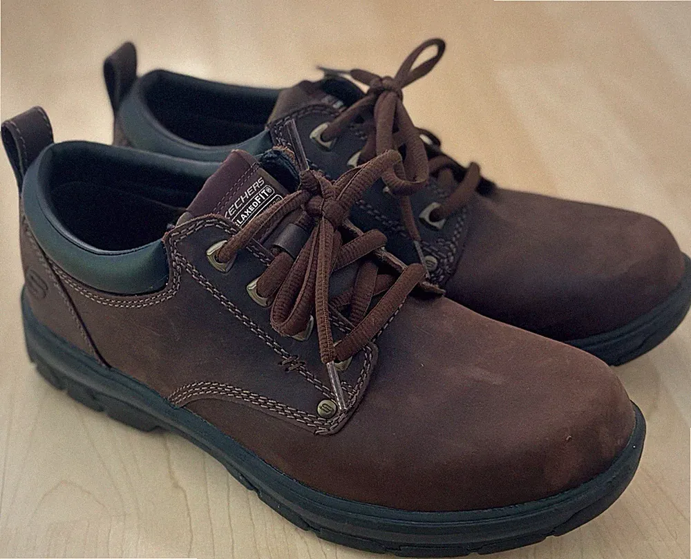 SKECHERS KAUM GETRAGEN - Angenehme Herren- Schuhe in Gr. 44 / TOP ZUSTAND!
