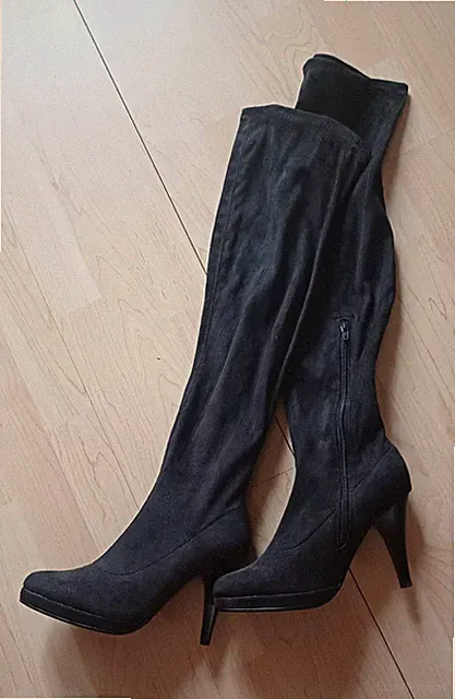 Stiefel schwarz Gr. 40 in Velourslederoptik 10cm Absatz+52cm Stiefellänge -NEU