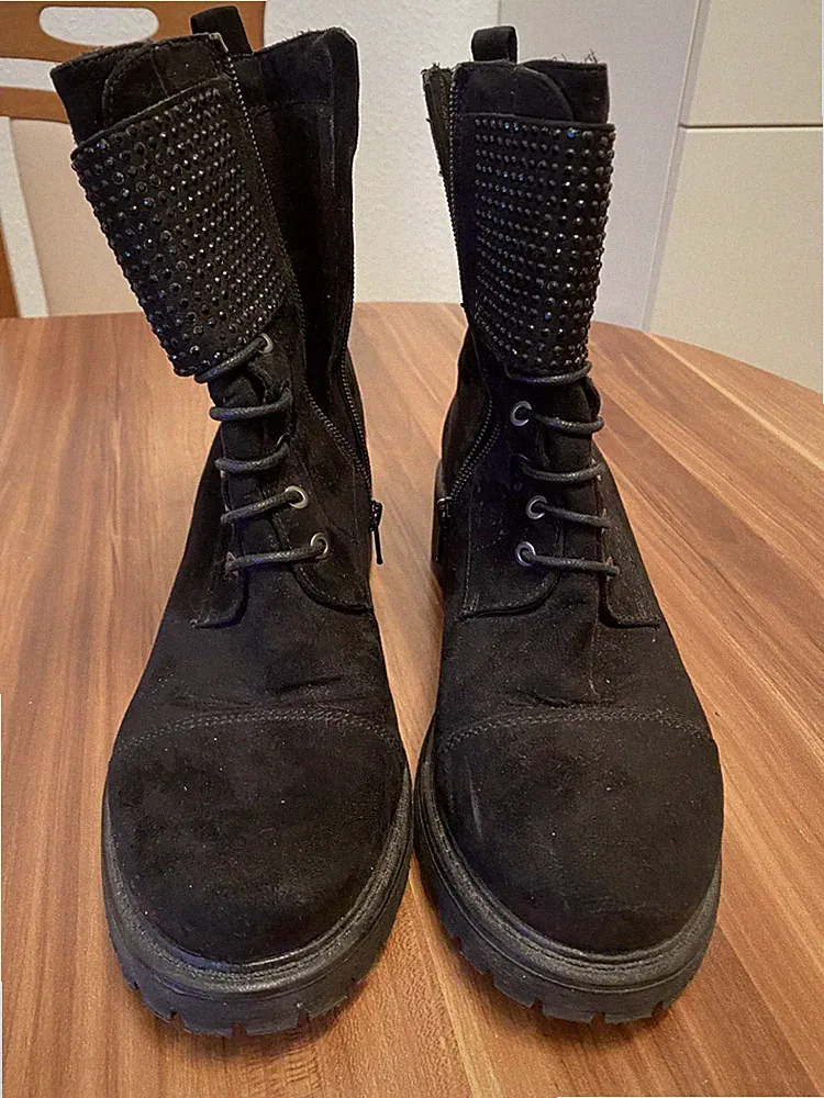 Stiefel schwarz von s - Oliver mit Reißverschluss ,Glitzer und Schnürsenkel
