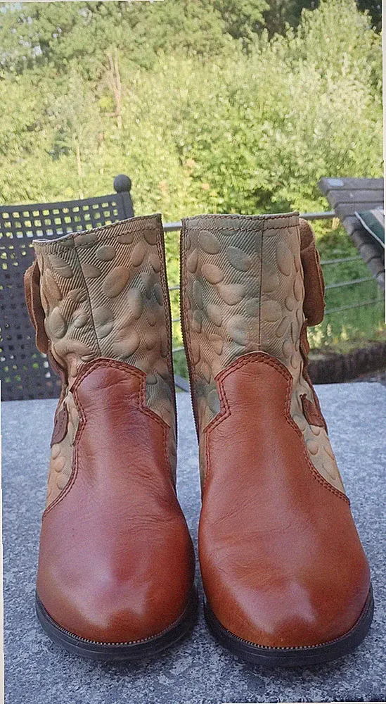 40 Gummistiefel