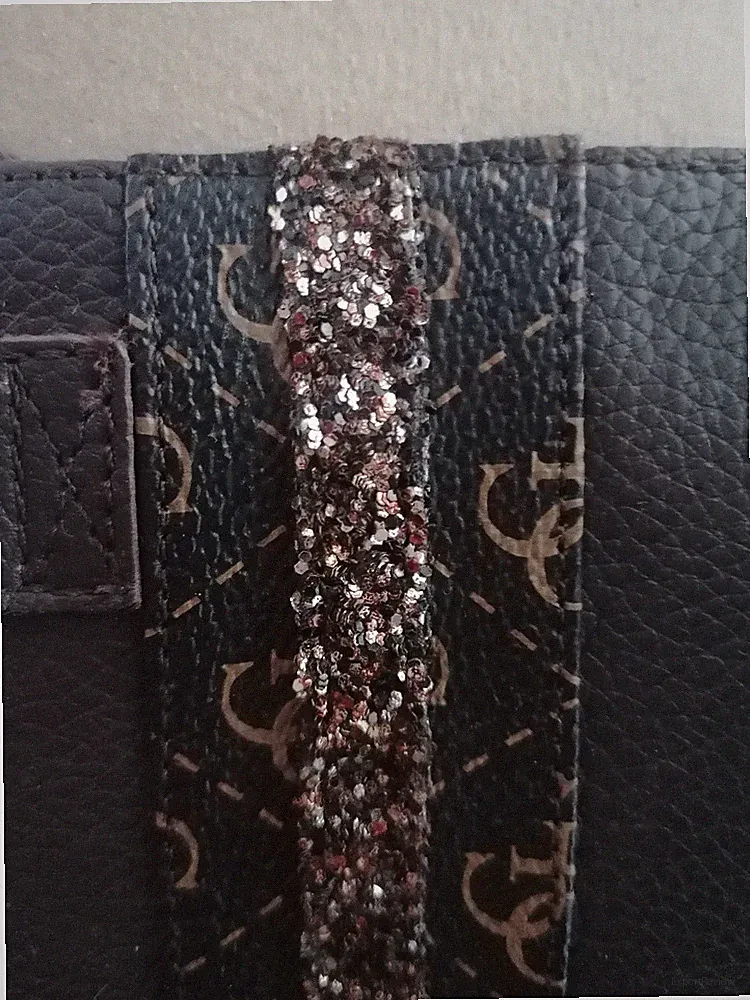 Stiefelette von GUESS dunkel-braun Gr 40 s. Details Logo-Print schwarze Sohle