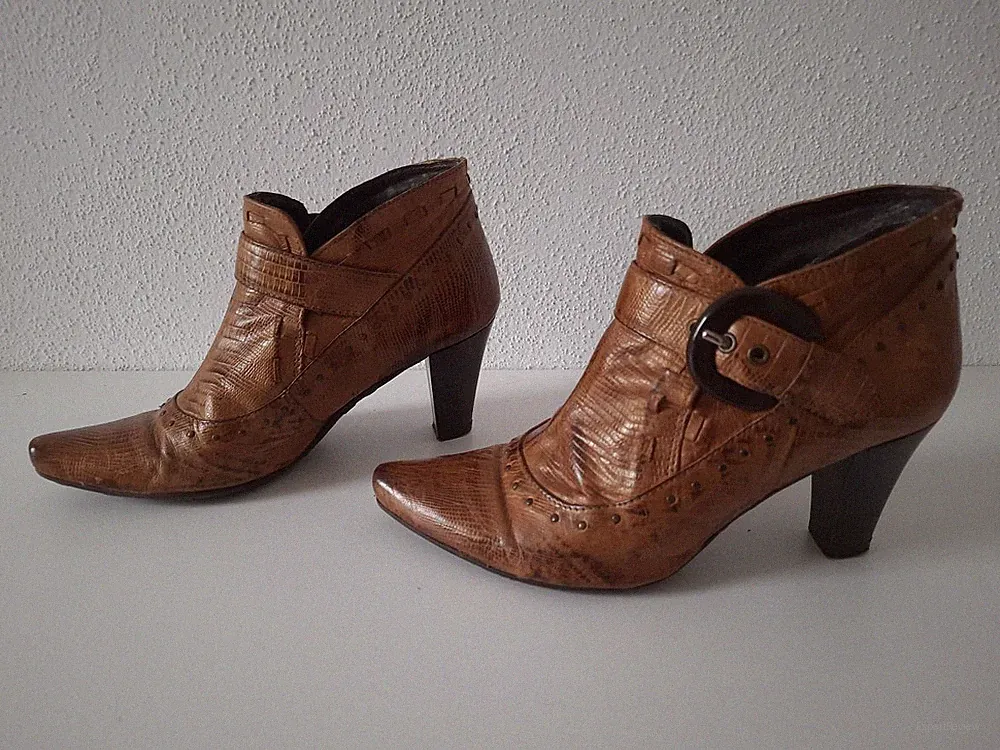 Stiefeletten 35 Ankle Boots Hochfrontpumps Leder Virus Moda cognac braun 34,5