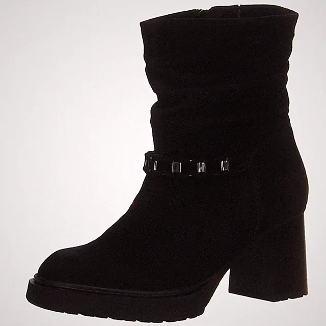 Stieflette mit Zipp von Caprice in Schwarz