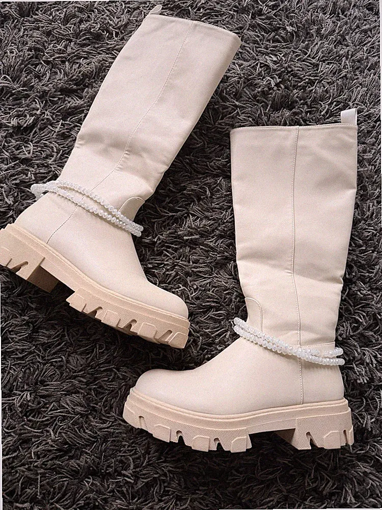 Stylischer Warmer Stiefel, Creme, Gr 39, Seitl. Reissvers, Glitzerkette Abnehmba